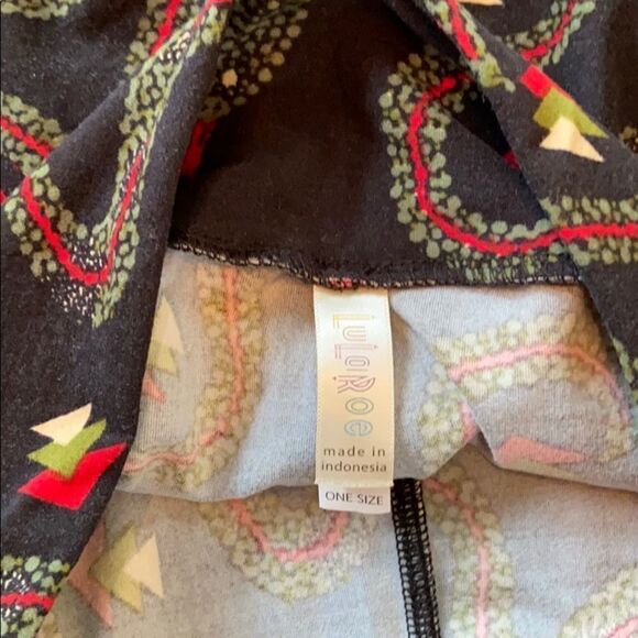 Lularoe leggings OS super soft - Picture 4 of 5